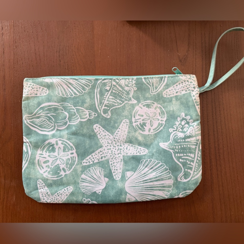 Beach theme cosmetic/toiletries pouch NWOT - Picture 2 of 11